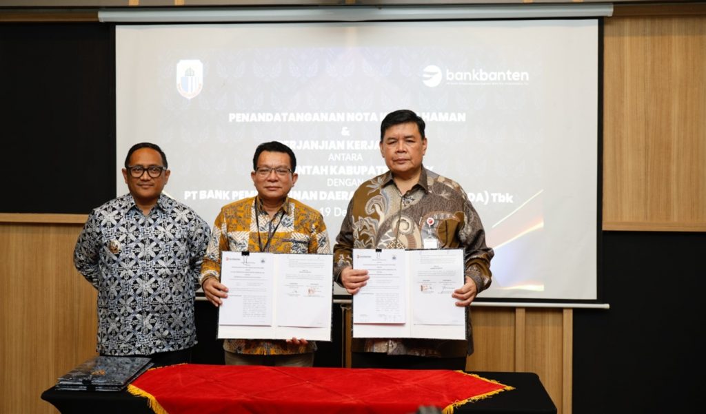 Keterangan Foto: Penandatanganan Kesepakatan Bersama & Perjanjian Kerjasama Antara Bank Banten dan Pemerintah Kabupaten Lebak